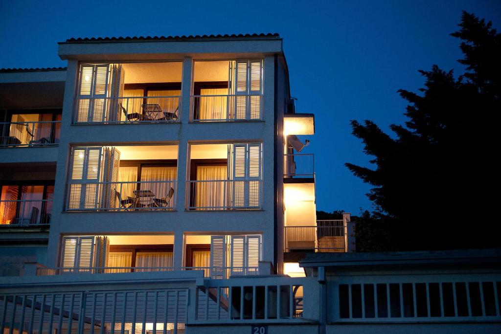 Apartments Casa Bianca Crikvenica Ngoại thất bức ảnh